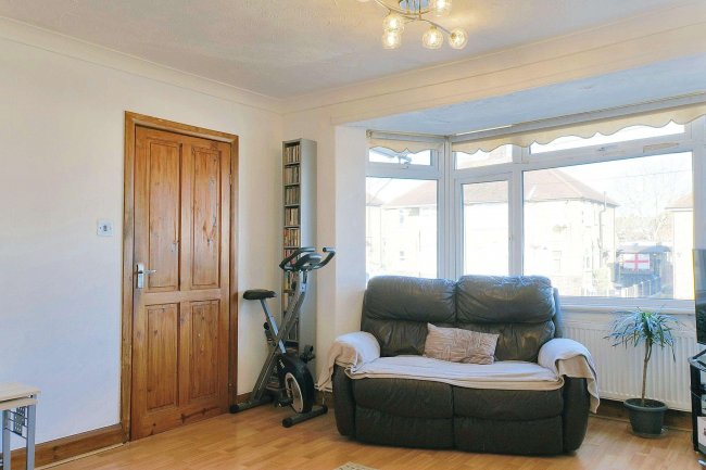 198A Eversley Avenue, Bexleyheath, DA7 6SW 5