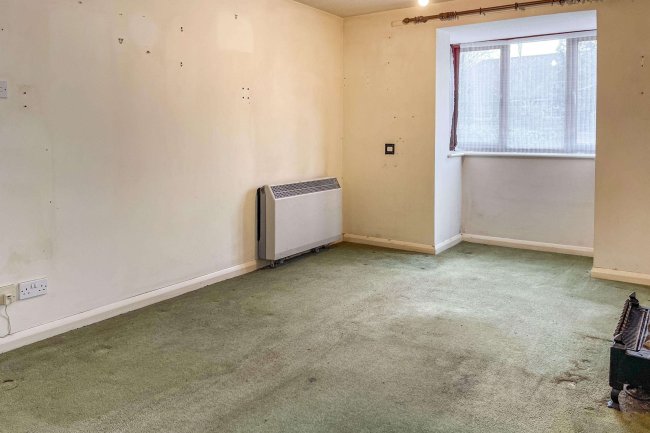 Flat 1 Saxon Court, 1 Roman Way, Billingshurst, RH14 9QU 7