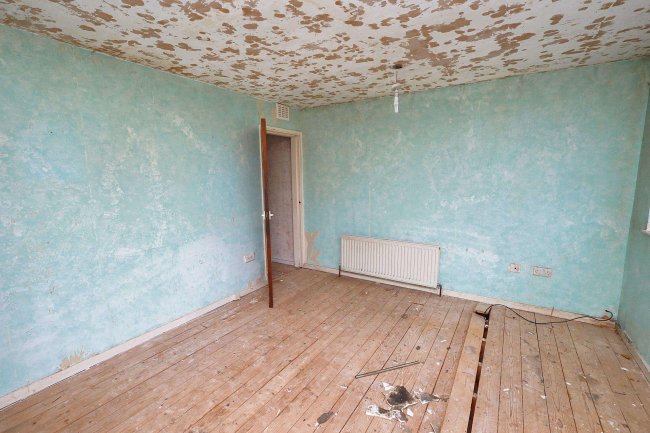 9 Merlin Close, Northolt UB5 6JG 8