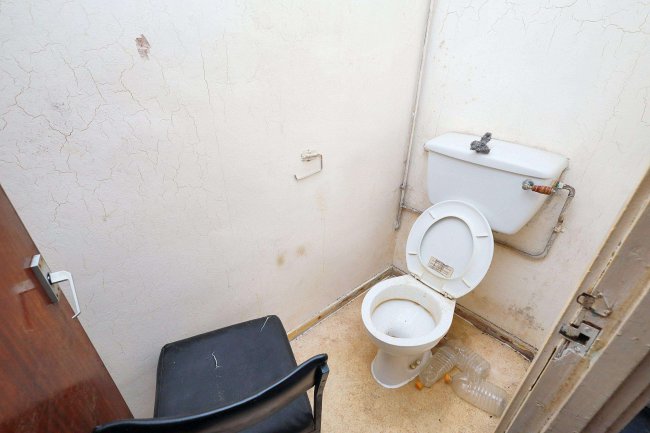 9 Merlin Close, Northolt UB5 6JG 8