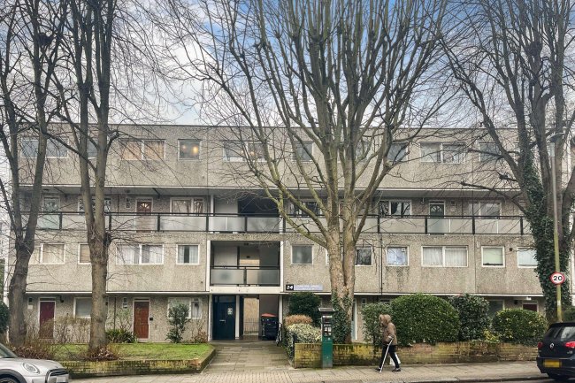 Flat 6, 24 Carlton Drive, Putney, SW15 2BN 3