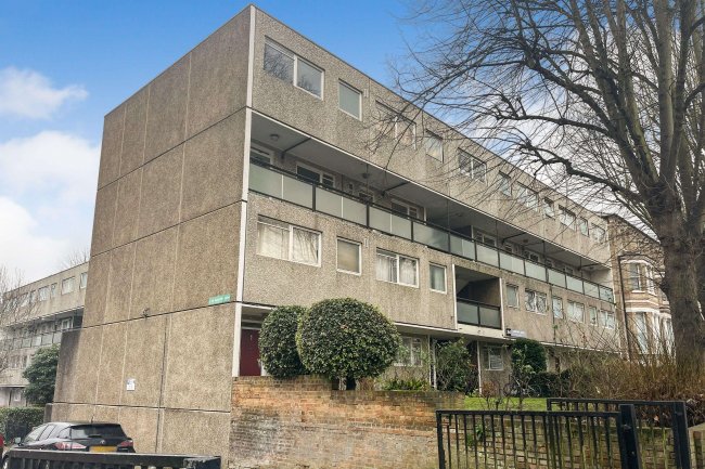 Flat 6, 24 Carlton Drive, Putney, SW15 2BN 3