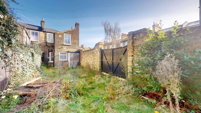 105 Brocklehurst Street, New Cross Gate, London, SE14 5QS 6