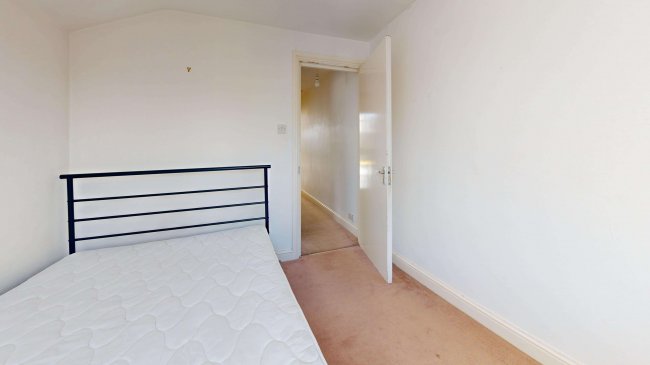 105 Brocklehurst Street, New Cross Gate, London, SE14 5QS 6