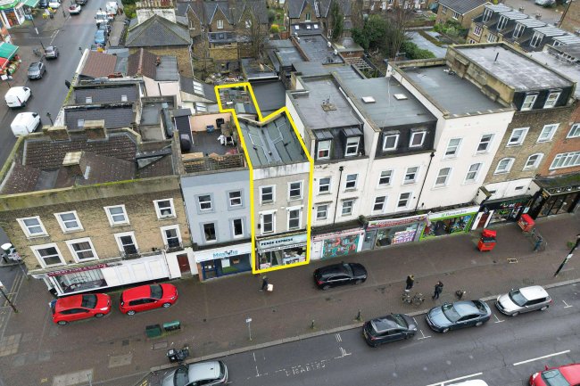86 High Street, Penge, London, SE20 7HB 40
