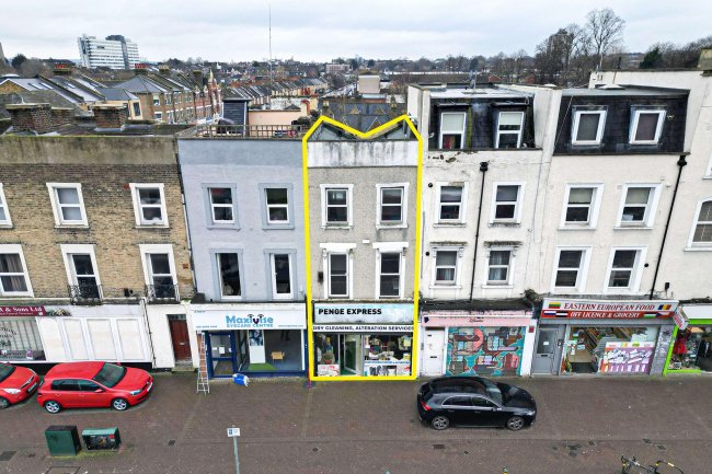 86 High Street, Penge, London, SE20 7HB 40