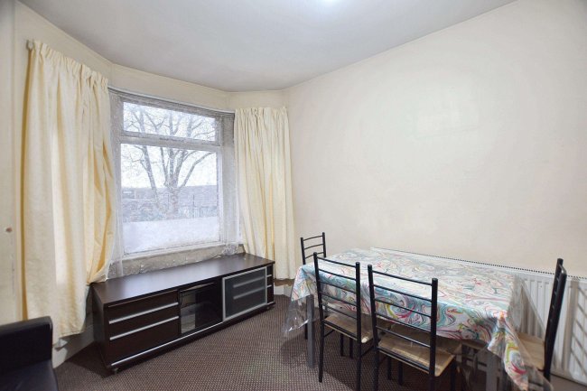First Floor Flat, 139B Prince Regent Lane, London, E13 8RY 10