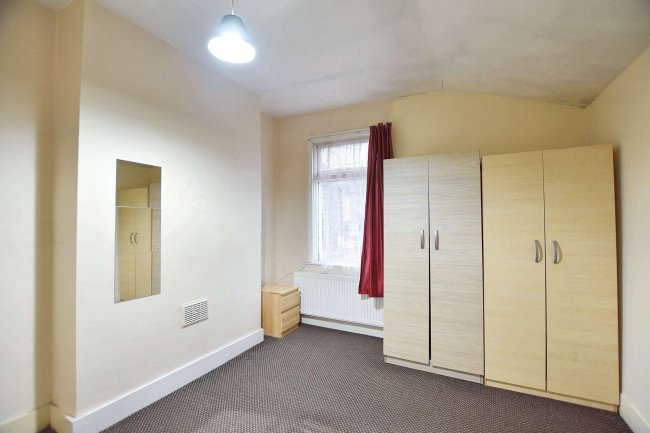First Floor Flat, 139B Prince Regent Lane, London, E13 8RY 10