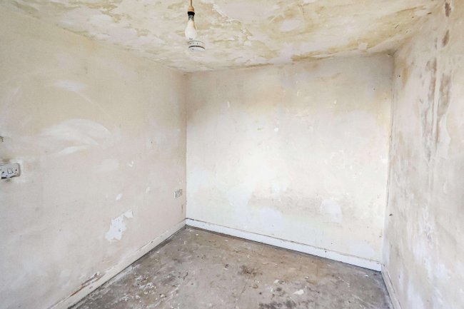 Flat 3, Chapel Court, Chapel Street, Camelford, Cornwall, PL32 9PJ 2