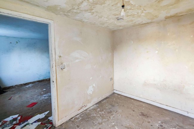 Flat 3, Chapel Court, Chapel Street, Camelford, Cornwall, PL32 9PJ 2