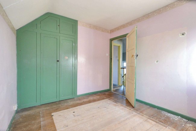 63 Barnes Crescent, Wimborne, Dorset, BH21 2AY 5