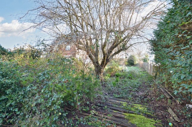 63 Barnes Crescent, Wimborne, Dorset, BH21 2AY 5