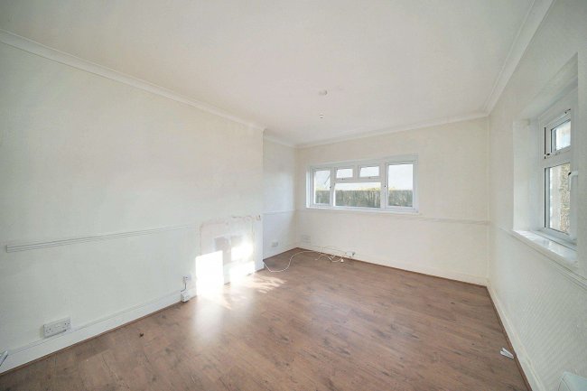 6 Dean Road, West Tytherley, Salisbury, Hampshire, SP5 1NR 6