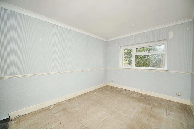 6 Dean Road, West Tytherley, Salisbury, Hampshire, SP5 1NR 6