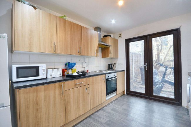 10 Trehurst Street, Clapton, London E5 0EB 1