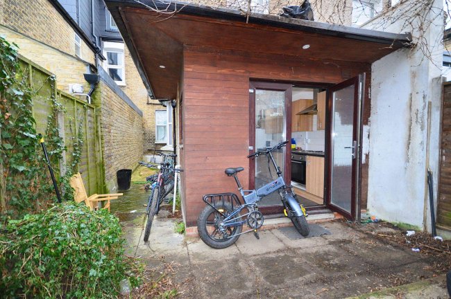 10 Trehurst Street, Clapton, London E5 0EB 1