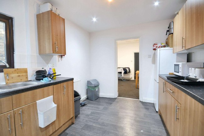 10 Trehurst Street, Clapton, London E5 0EB 1