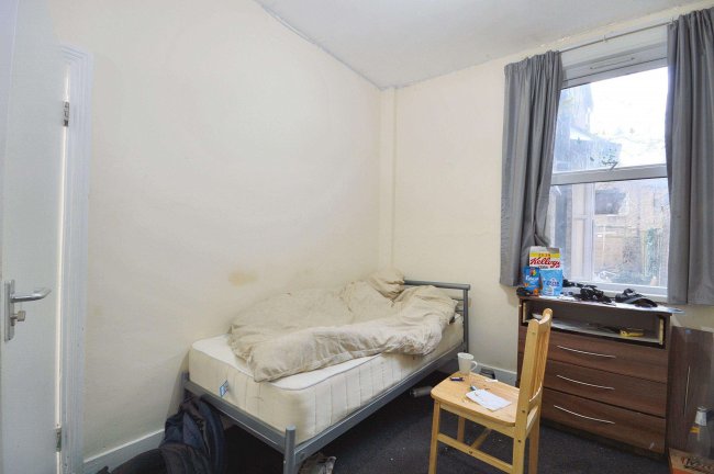 10 Trehurst Street, Clapton, London E5 0EB 1