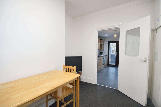 10 Trehurst Street, Clapton, London E5 0EB 1