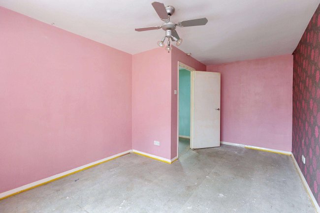 68 Croxford Gardens, Kidlington, Oxfordshire, OX5 1XD 5