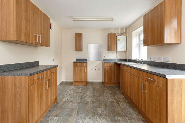 68 Croxford Gardens, Kidlington, Oxfordshire, OX5 1XD 5