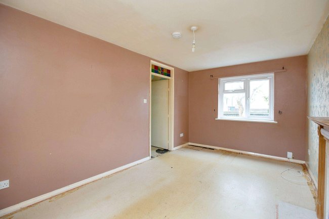 68 Croxford Gardens, Kidlington, Oxfordshire, OX5 1XD 5