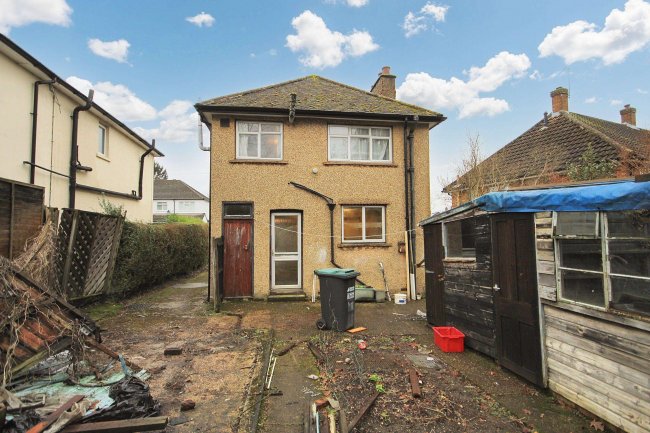 50 The Crescent, Abbotts Langley, Hertfordshire, WD5 0DS 3