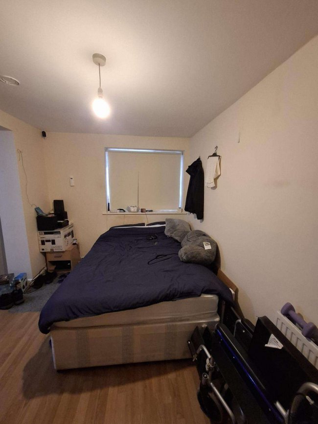 5 Cromwell Street, Hounslow, London, TW3 3LQ 8