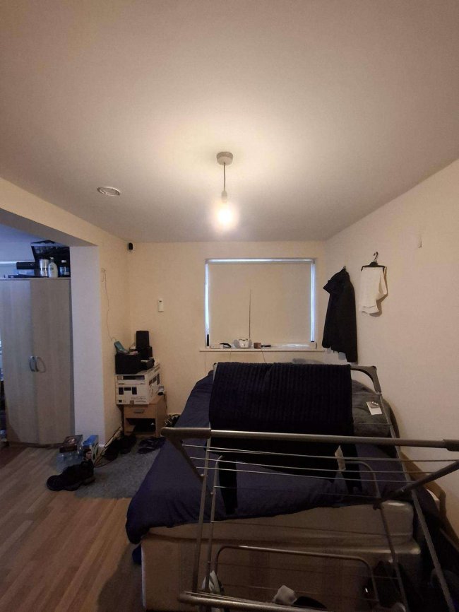 5 Cromwell Street, Hounslow, London, TW3 3LQ 8