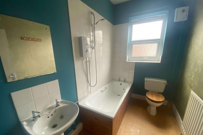 144 Milbourne Street, Carlisle, Cumbria, CA2 5XB 5