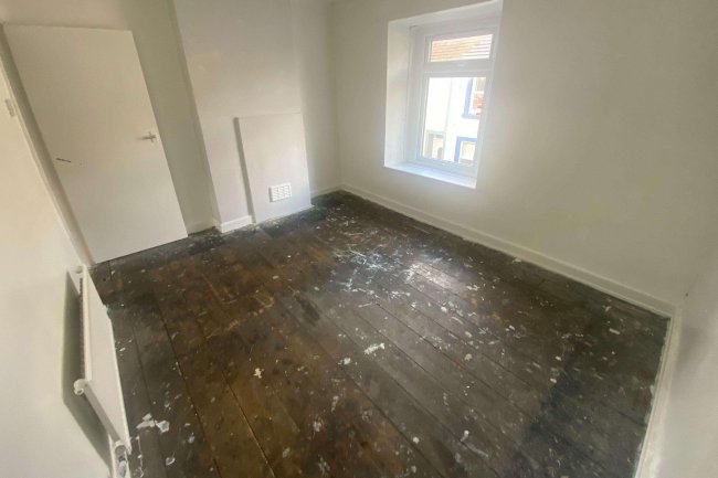 6 Queen Street, Cleator Moor, CA25 5BH 9