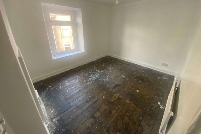 6 Queen Street, Cleator Moor, CA25 5BH 9