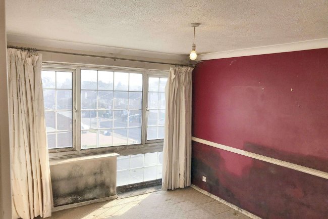 3 Felsted Road, Billericay, Essex CM11 2EE 6