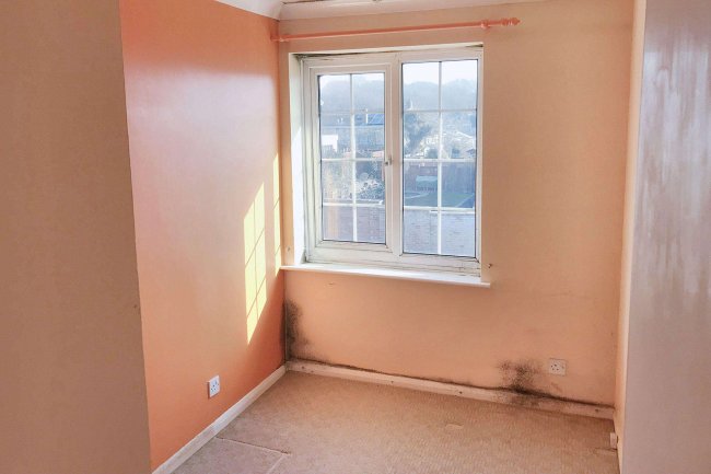 3 Felsted Road, Billericay, Essex CM11 2EE 6