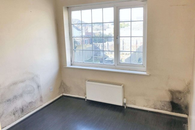 3 Felsted Road, Billericay, Essex CM11 2EE 6