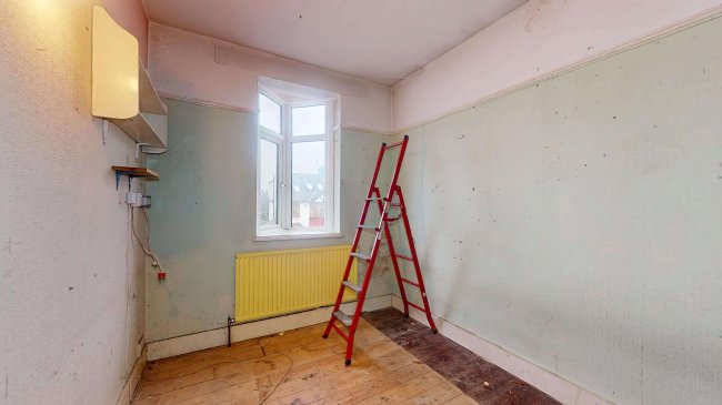 30 Oakwood Crescent, Winchmore Hill, London, N21 1PB 4