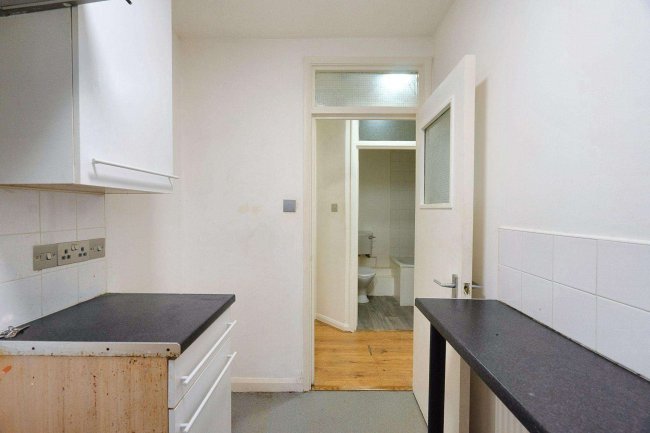 96B Wakeman Road, London NW10 5DH 2