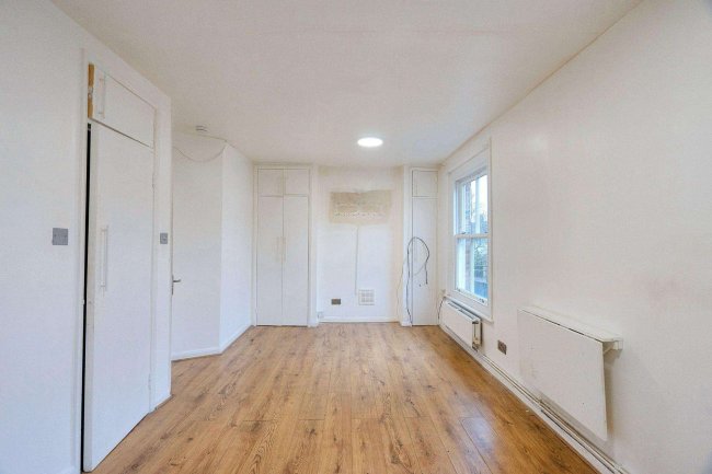 96B Wakeman Road, London NW10 5DH 2