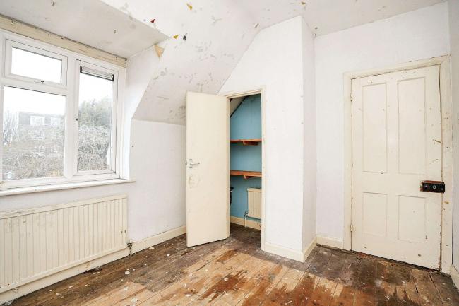 82 Woodlands Road, Chippenham, Wiltshire, SN14 0HG 8