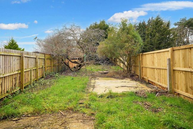 82 Woodlands Road, Chippenham, Wiltshire, SN14 0HG 8