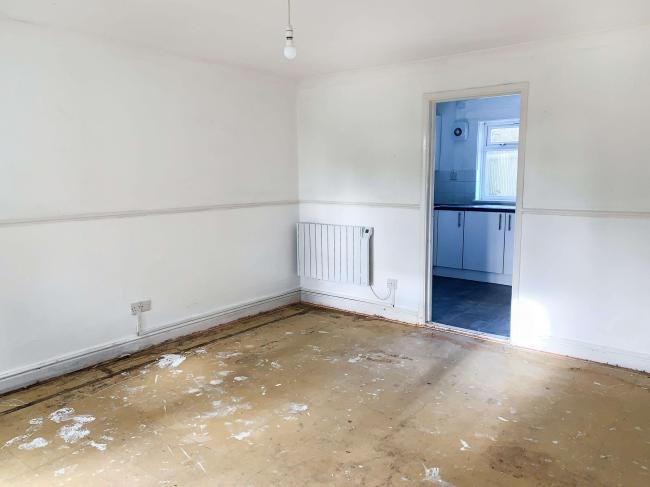 Flat 3, 24 Clent Way, Bartley Green, Birmingham, B32 4NN 10