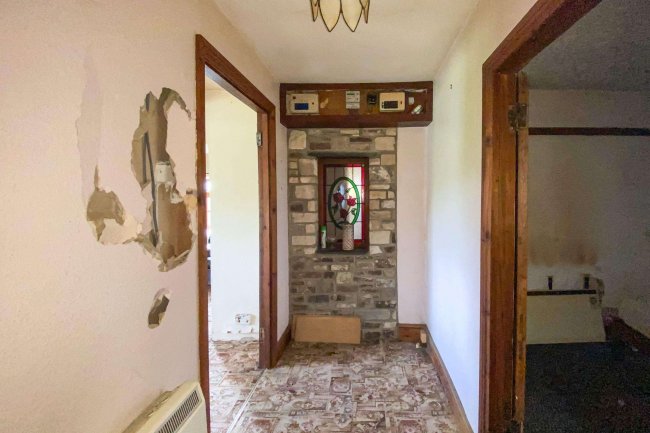 Bronydre, Coed Y Bryn, Llandysul, SA44 5LY 2