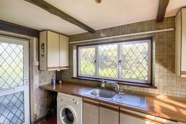 Bronydre, Coed Y Bryn, Llandysul, SA44 5LY 2