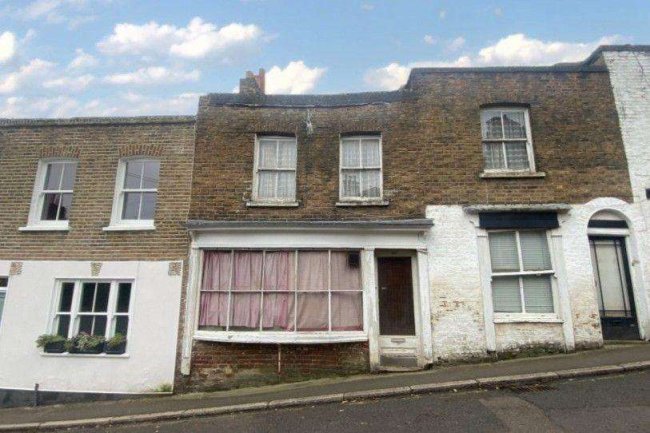 55 West Street, Harrow on the Hill, Middlesex, HA1 3EL 6