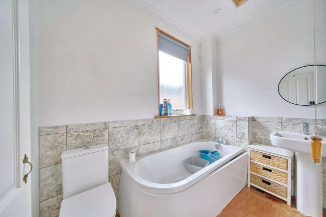 119A Harrow View, Harrow, Middlesex, HA1 4SY 5