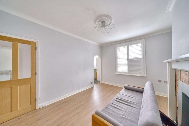 119A Harrow View, Harrow, Middlesex, HA1 4SY 5