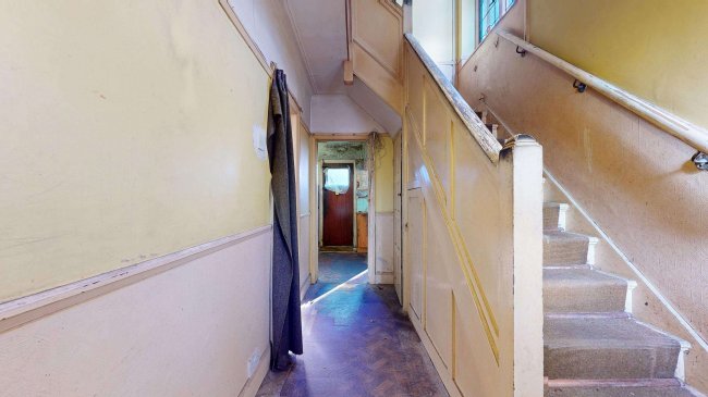 25 Beechmont Gardens, Southend-on-Sea, SS2 6RP 6