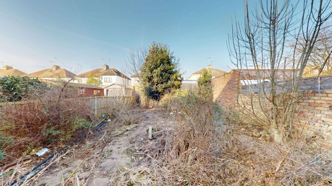 25 Beechmont Gardens, Southend-on-Sea, SS2 6RP 6