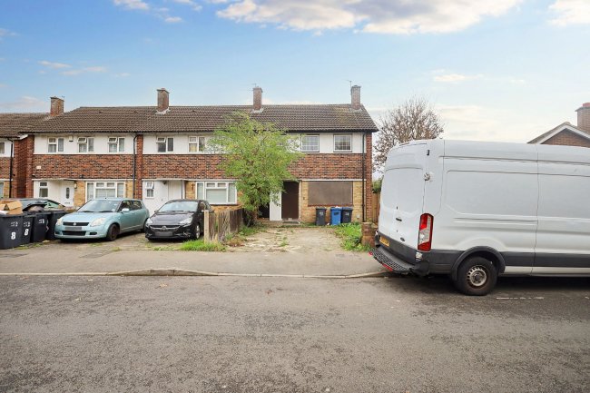 6 Wingate Crescent, Croydon, CR0 3AL 5