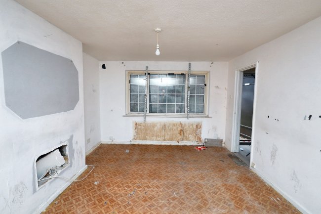 6 Wingate Crescent, Croydon, CR0 3AL 5